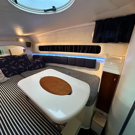 Botel Barco Valencia